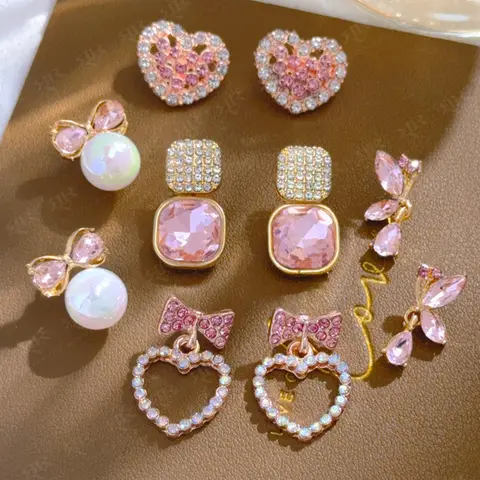 Mother's Day Gift Women's Elegant Rhinestone and Faux Pearl Heart-Shaped Stud Earrings Set with Heart and Bow Design, Dainty Stylish Jewelry for Party and Daily Wear