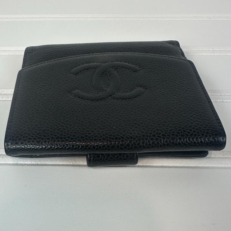 Pre-owned CHANEL Leather Small Leather Goods Bifold Wallet Black Caviar with Coco Brand 200 4