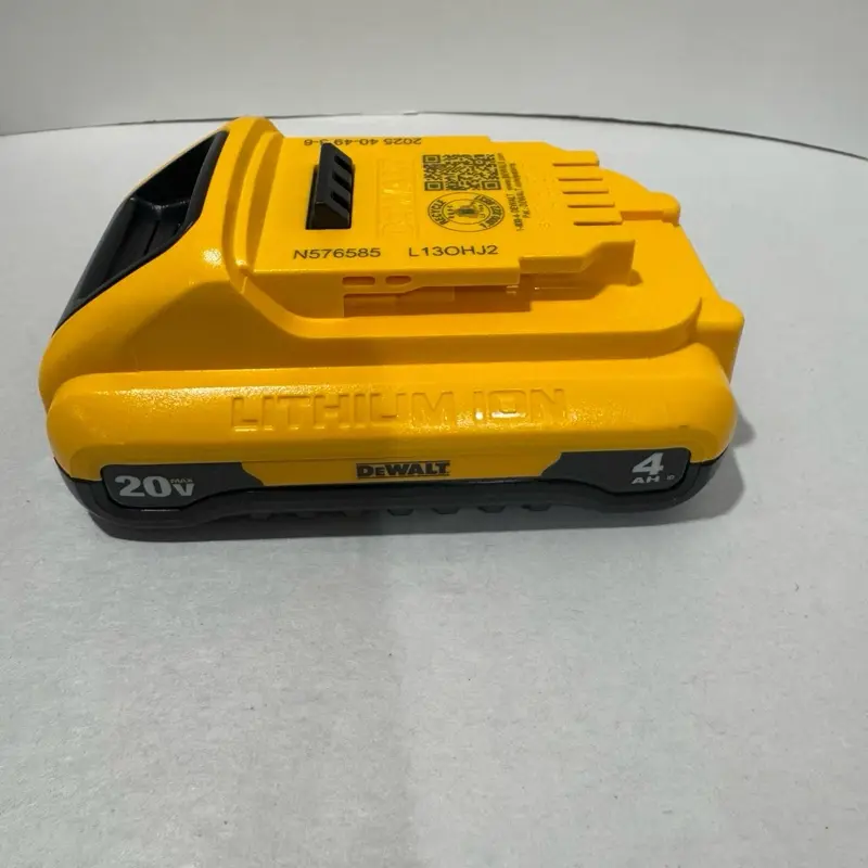 Dewalt DCB240 20V 4AH Battery New