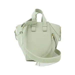 Pre-owned Loewe Calfskin Shoulder Bags Hammock Compact Calf Shoulder Bag