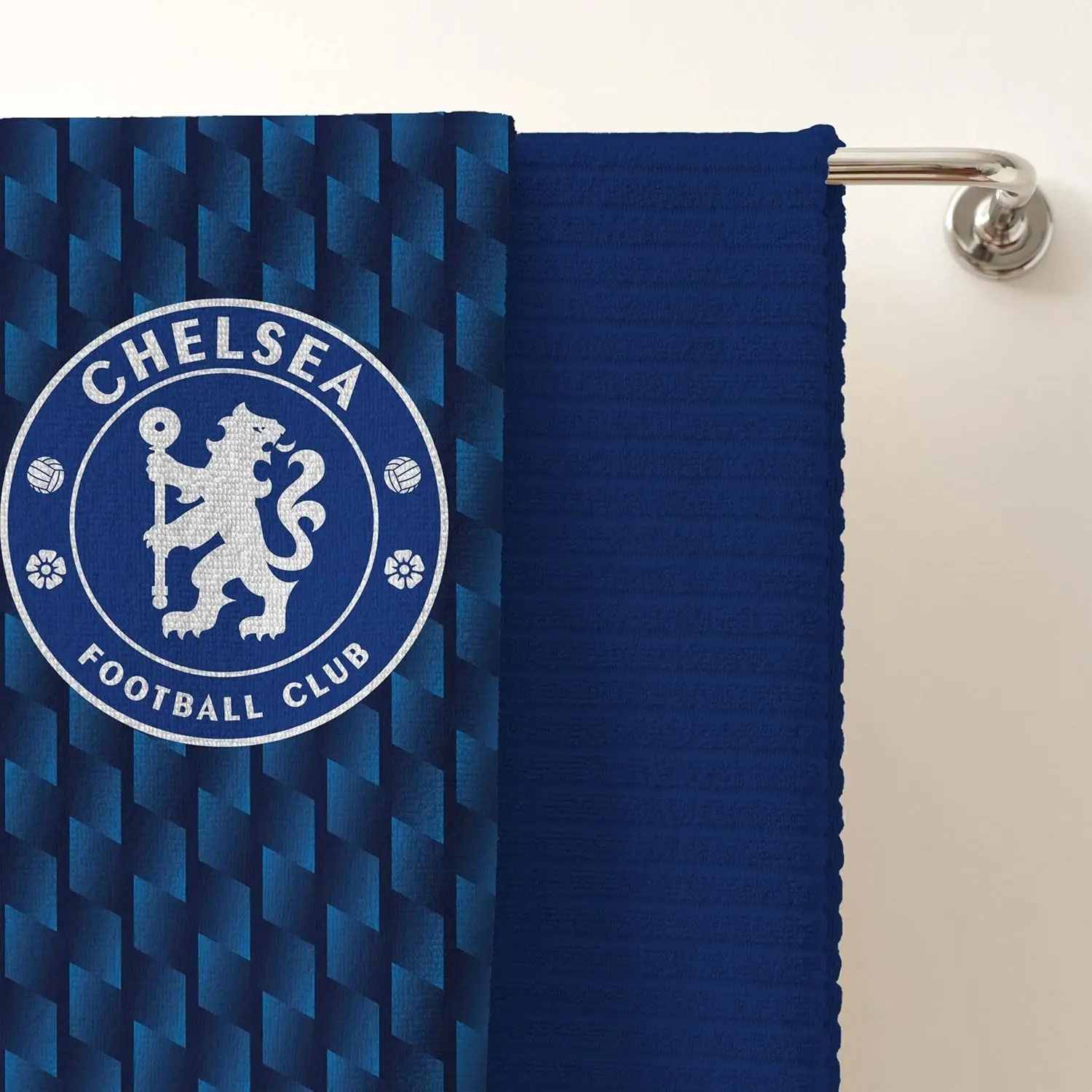 Unisex Soccer Football Towel, 100% Cotton, Quick-Dry Beach Bath Gym Vacation Shower, Ideal for Fans, Absorbent Towel