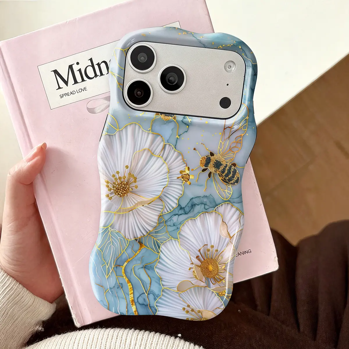 Marble Floral Bee Phone Case ,Cute Wavy Curved Edge Glossy Protective Shockproof Rugged Cover, Dual Layer Soft TPU Bumper Hard Shell Design for iPhone 11 12 13 14 15 16 17 Pro Max Air, Elegant Gold Foil Flower & Bee Design
