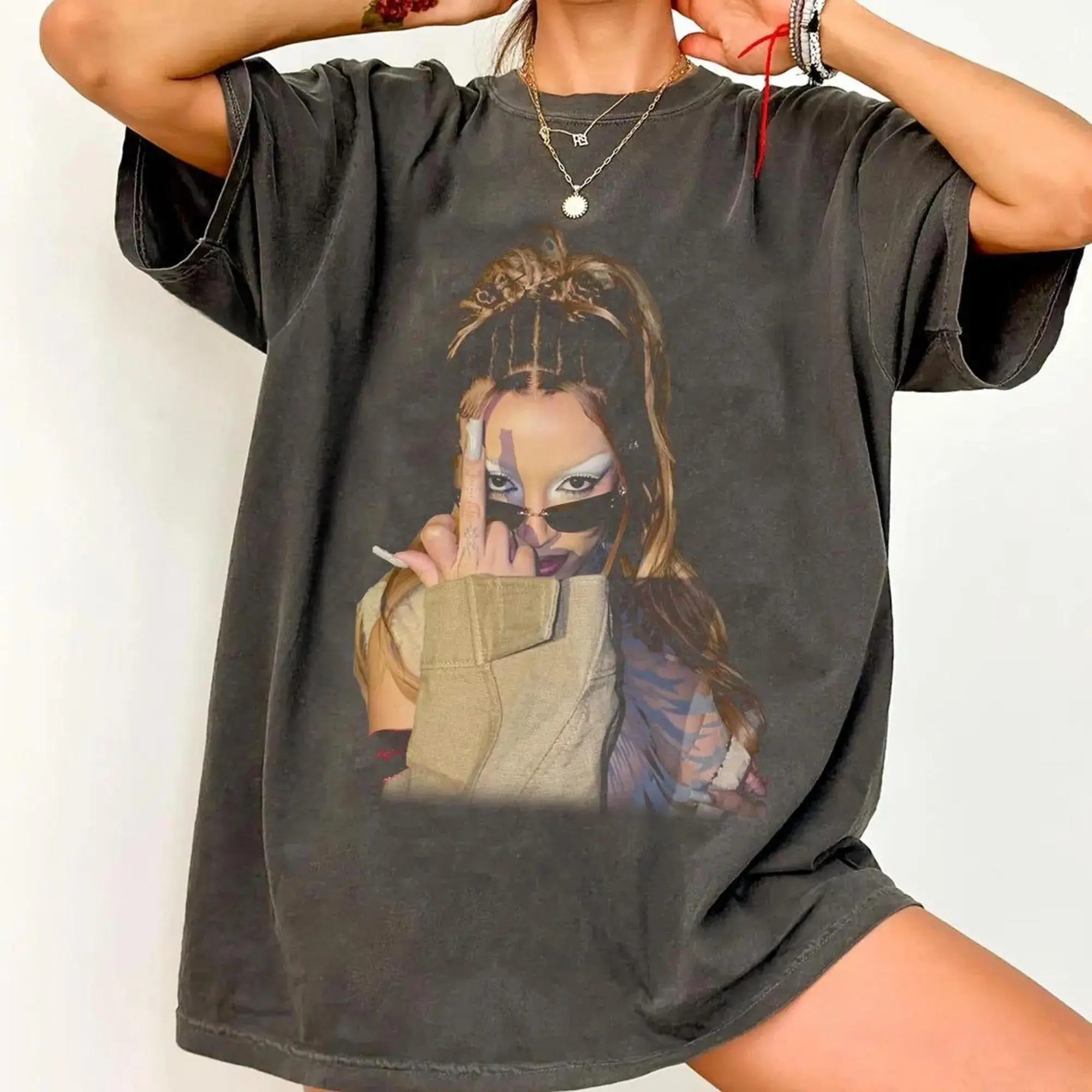[Sale Up To 45%] Doja C Middle Finger T-shirt, Vintage Graphic Tee, Unisex Cotton T Shirt For Men And Women