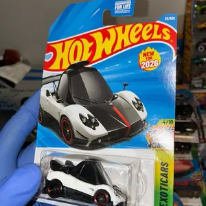 Hot Wheels Pagani Zonda Cinque Exoticars White Black Red 1:64 Diecast Car