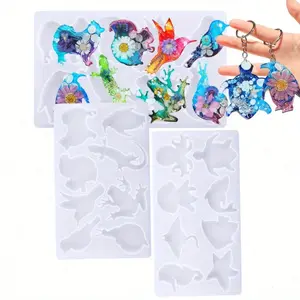 2pcs Keychain Resin Molds, Cute Animal Silicone Moulds, 16 Marine Terrestrial Animals Epoxy Mold for Resin Casting DIY Keychain Pendant Necklace Jewelry Making Ornaments Art Craft Decor