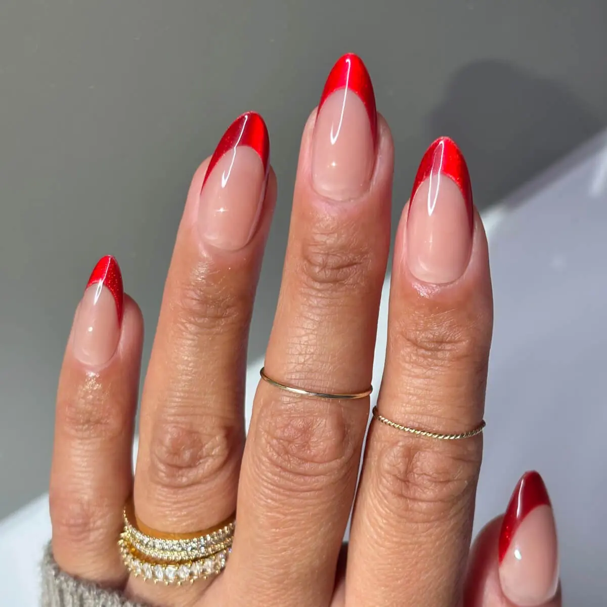 Femme Fatale Medium Almond