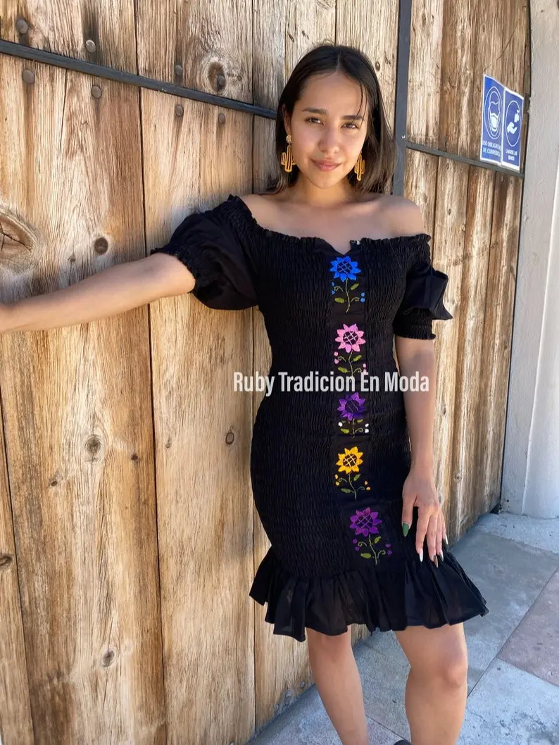 Ruby Dress | Vestido Bordado | Vestidos Mexicanos | Vestidos Mexicanos | Ropa Artesanal Mexicana | Ropa Bordada A Mano | Mexican Embroidery