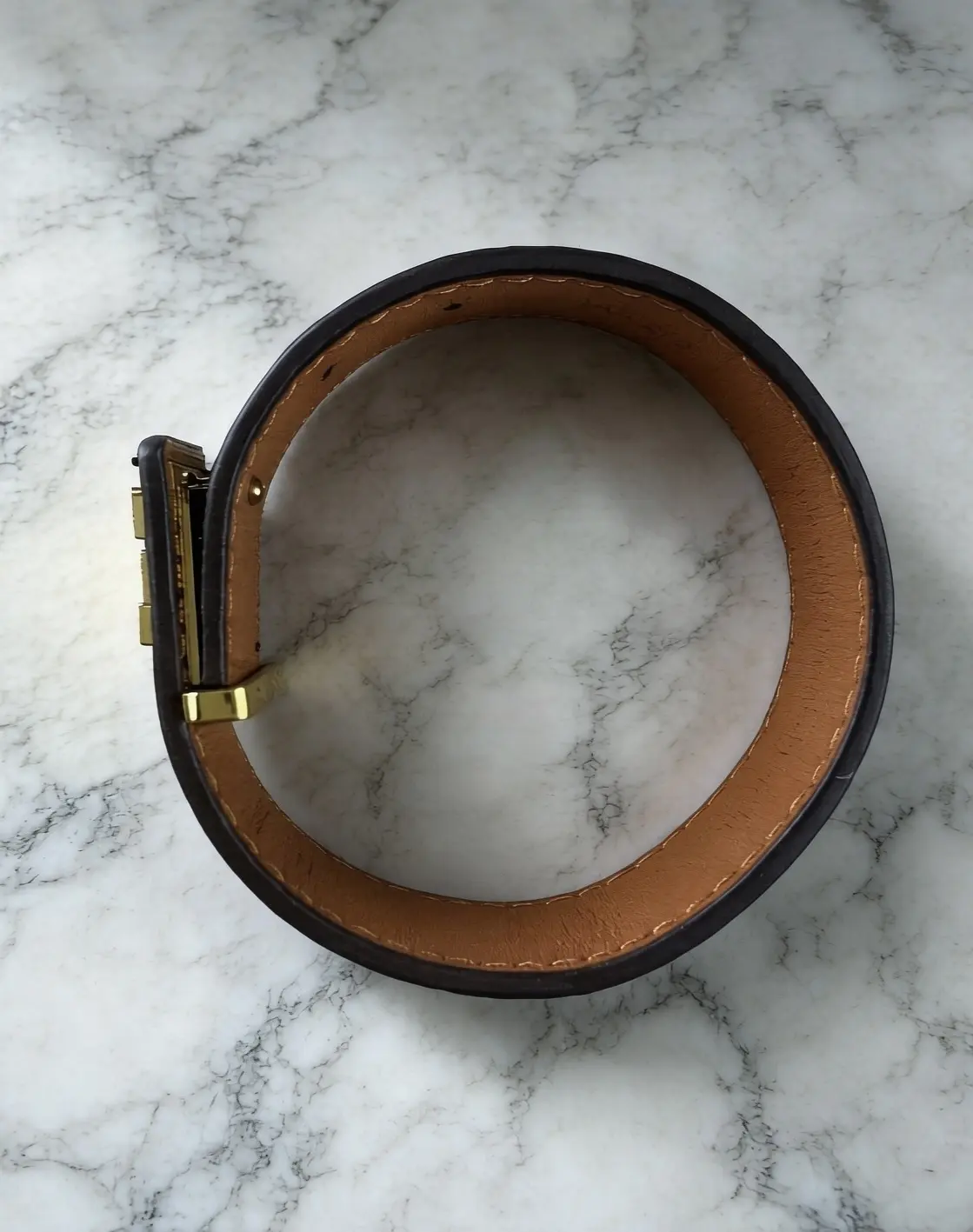 Unisex Embossed Leather Cuff Bracelet with Letter Buckle - Adjustable Slider Cuff, 21cm/8.3in Fit, Seamless for Solo Wear/Watch Stacking, Gift Ready for Birthday/Father's Day, Minimalist Fashion Accessories, Bracelets for Women, Gold Chain