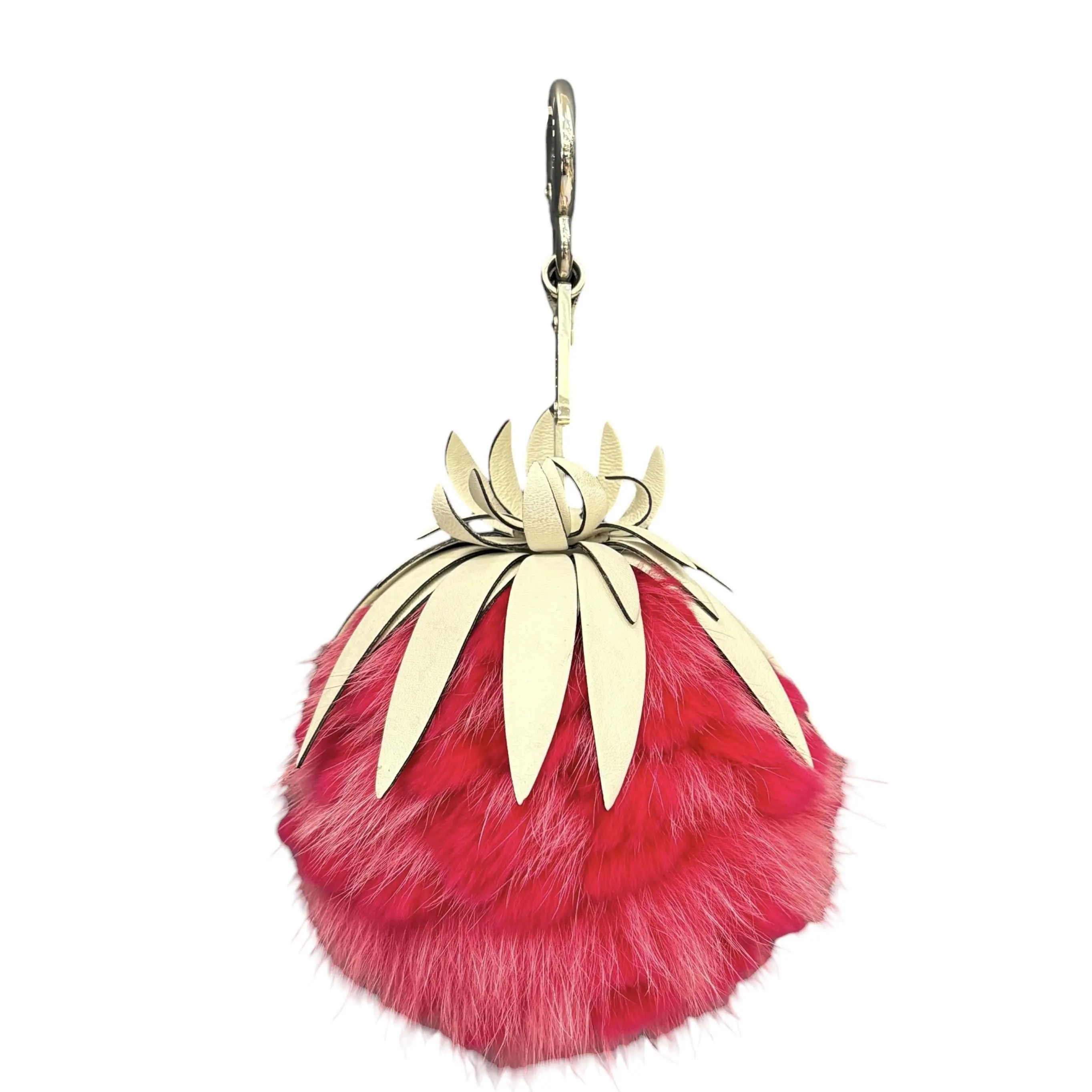 Pre-owned Fendi Charm Faux Fur Azalea White (dh051926a3)