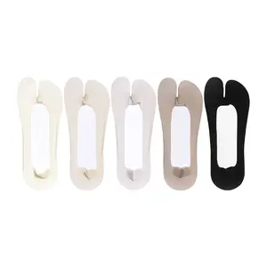 JoyCloud Socks Knitted Spring/Summer Thin Women's Socks, Split-Toe Boat Socks, Cool Ice Silk Breathable Invisible Socks, Two-Toe Anti-Slip Solid Color