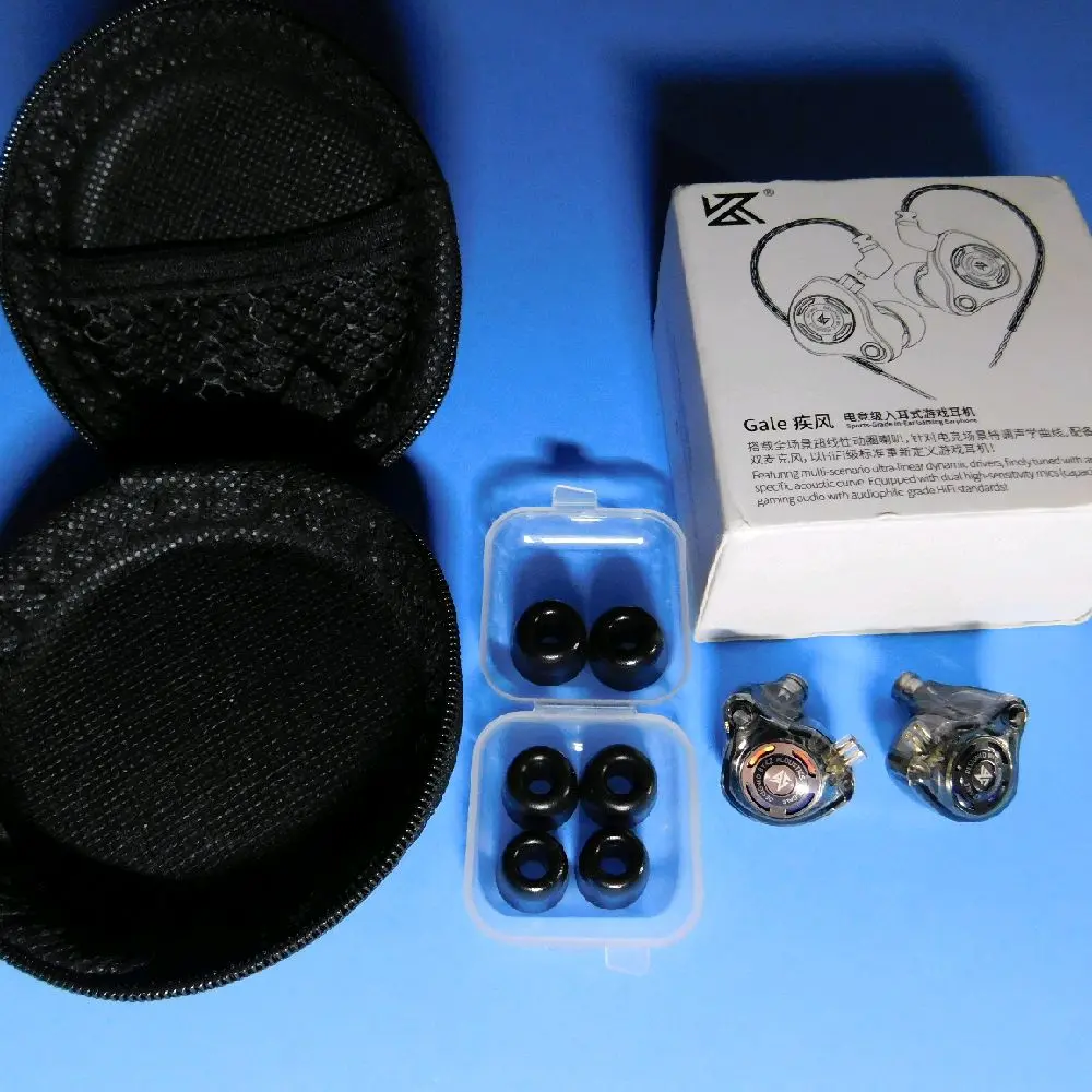The stealth Kit — Gaming IEM bundle · KZ Gale + zip carry case + 3 pairs memory foam tips (S/M/L)