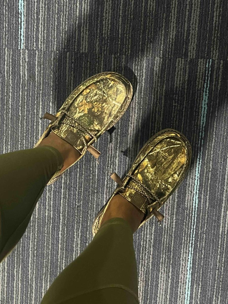 Item: RealTree Brown/Camo, 8