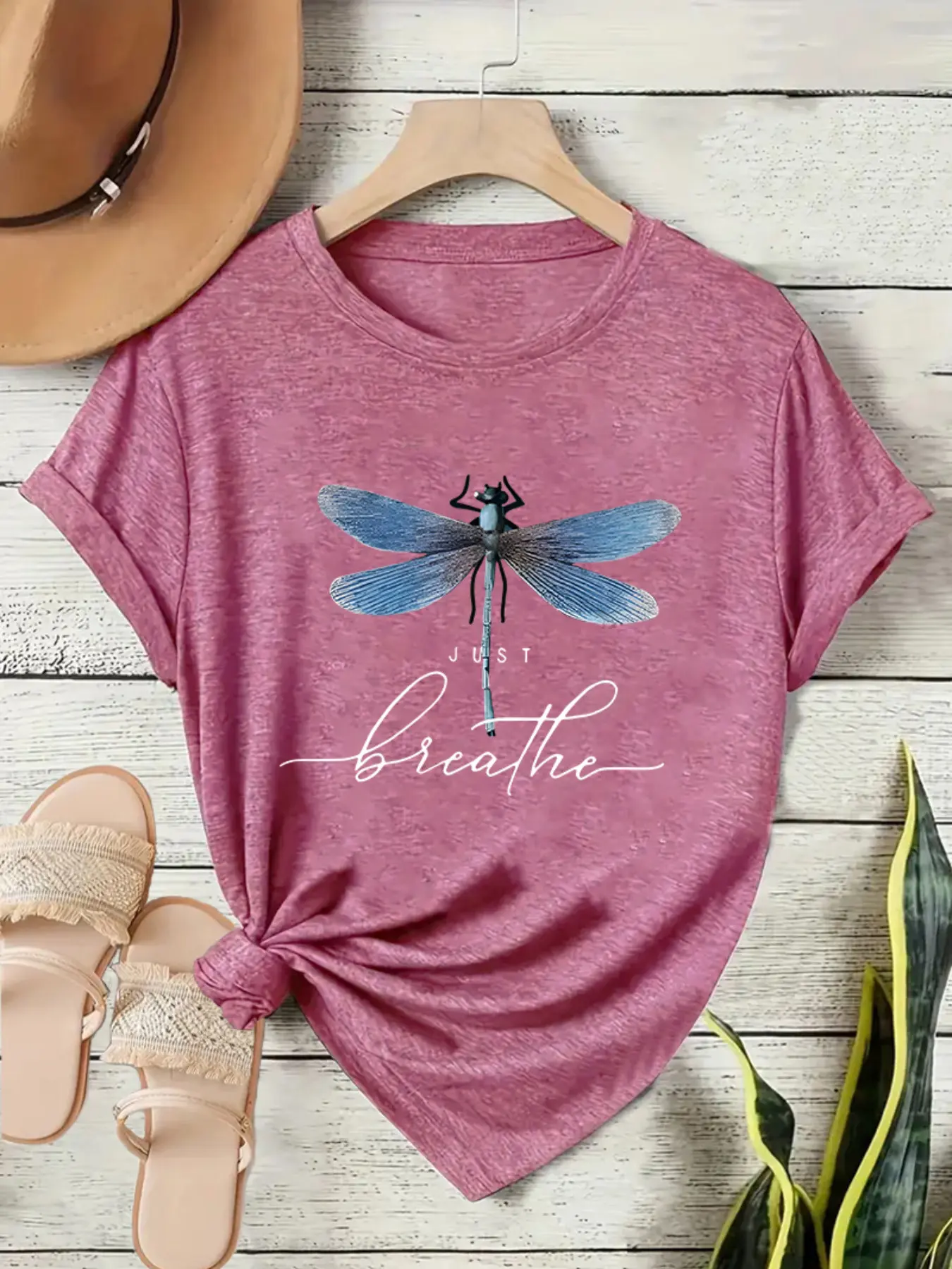 Women's Dragonfly Print Fit T-Shirt, Soft Elastic Round Neck Short Sleeve Top, Casual Trendy Boho Summer Spring Animal Print Tee, Vacation Wear, Womenswear