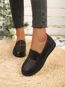 Lightweight Versatile Slip-On Shoes for Seniors, Non-Slip Waterproof Soft-Soled Mom and Grandma Shoes for Daily Comfort