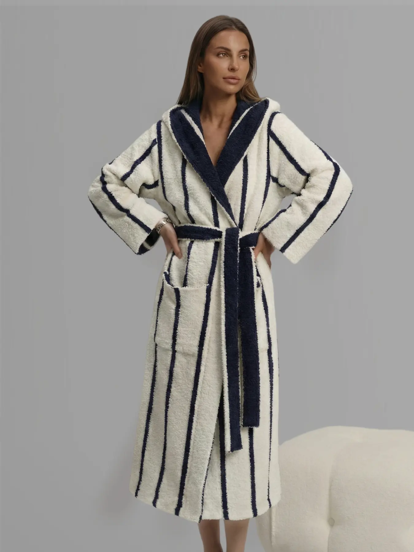 【COZY Soft Plush Feel】Thick and Plush Hooded Long Robe Bathrobe Loungewear | Loose and Cozy Casual Fit with Waist - Tying Belt, Side Pockets and Front Slit Design | Soft and Warm Material Resembling Coral Fleece | Ideal for Home Leisure