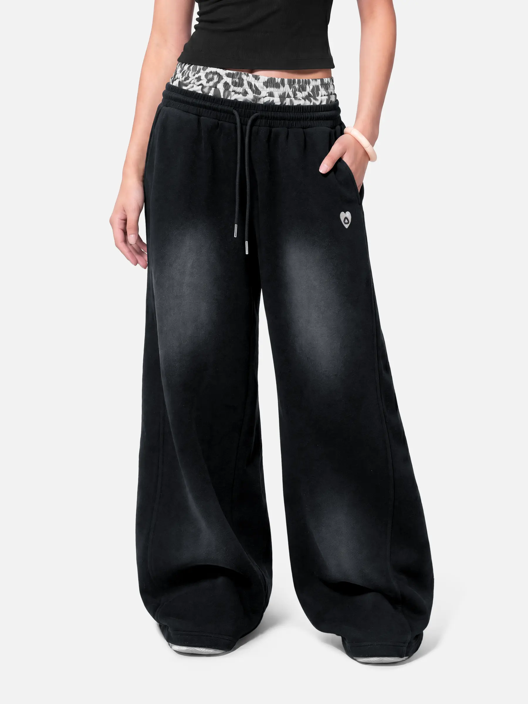 Aelfric Eden Leopard Waist Gradient Wide Leg Sweatpants Double Layer Leopard Waist Gradient Washed Fabric Oversized Barrel Fit Adjustable Drawstring Waist Unisex Retro Streetwear Pants