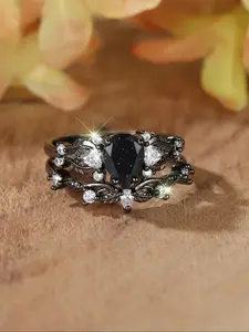 2 pcs/set Fashion Luxury Geometric Black Synthetic Zirconia Black Vine Women's Ring Sets Ladies Engagement Rings Promise Rings Premium Sense Women's Jewelry Cubic Zirconia Rings