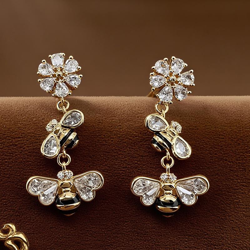 Honeybee de Ugood Earrings 18K Gold Plated and Brass, Work Chic Style, Fashion yet Cute Design suitable for Business Occasion and Office Fit