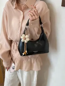 Luxury Crescent Moon Dumpling Bag, 2026 New Fashion Trend, Versatile High-End Design, Casual Solid PU Crossbody Shoulder Bag for All Seasons