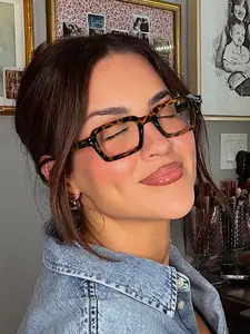 High-Quality Unisex Casual Fashion Glasses, Trendy Frames, Lightweight Durable Anti-Blue Light Lenses, Perfect for Daily Use and Outdoor Activities