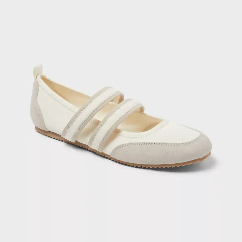 Women’s Dulce Shoes with Memory Foam Insole - Wild Fable
