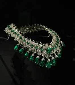 Necklaces and accessories-zx02