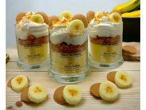 Banana Pudding Candle. 13 oz. Large Soy Candle/Bananas & Vanilla Wafers. Strongly Scented Candle