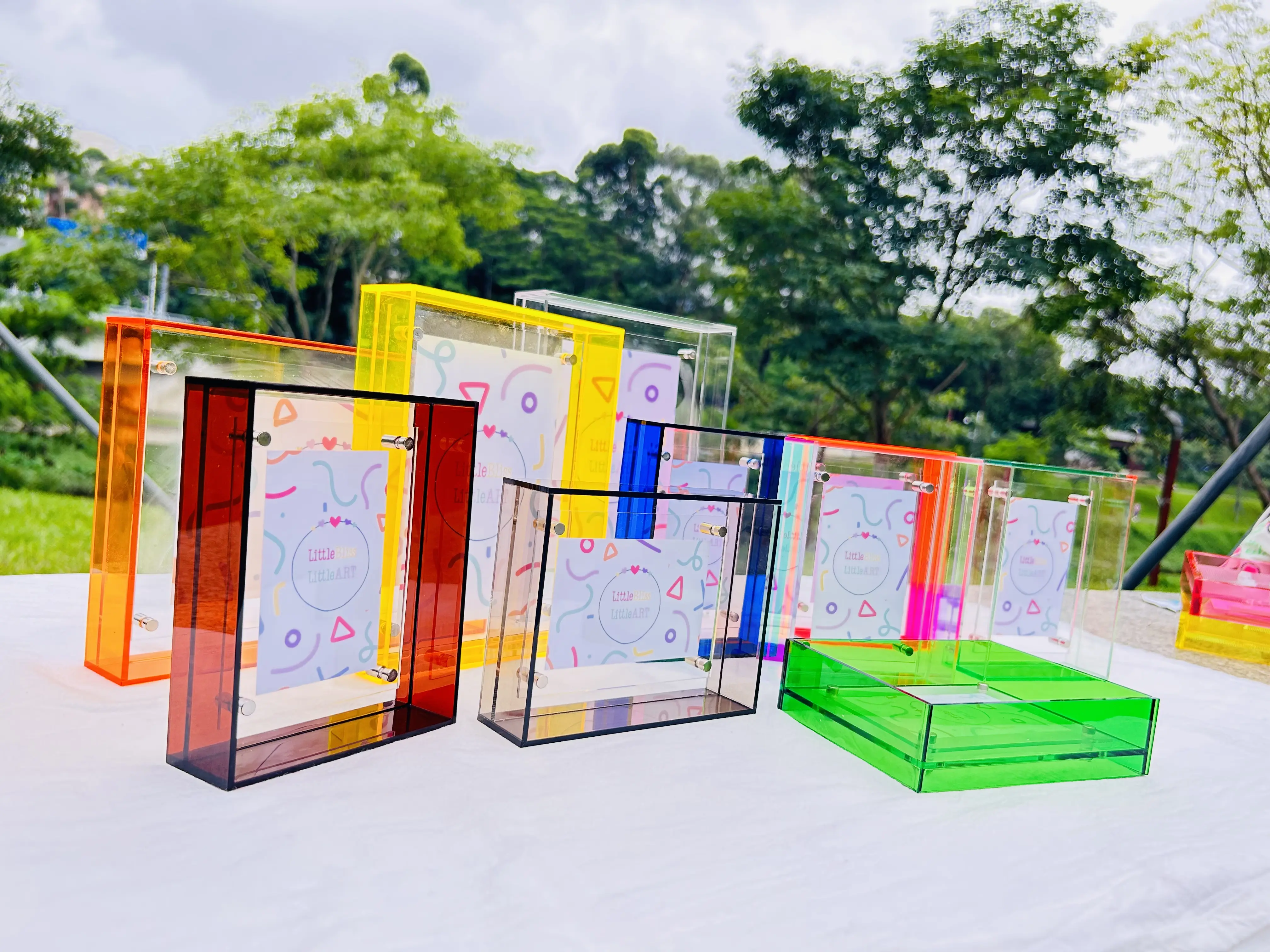 Transparent acrylic photo frame, large size colorful acrylic frame, creative photo display, home decoration, acrylic tray, pink frame