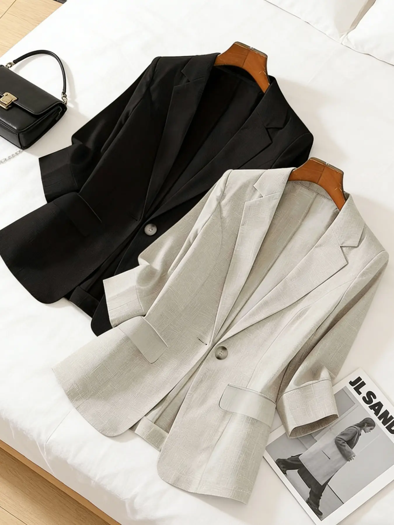 Women's two-piece plain color single-breasted double-pocket half-sleeve five-point suit jacket, suitable for spring and summer suitable for commuting outfit.