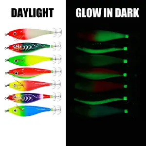 Night Glow Wooden Squid Fishing Lure, Realistic Design, Scientific Weighting, Ideal for Catching Squids, Octopus, Cuttlefish, Artificial Fishing Lures