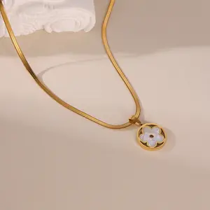 Womens Gold Mother Of Pearl Flower Necklace Skin Brightening Perfect For Date Party Atmosphere Jewelry