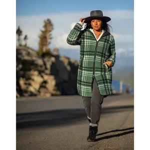 Donner Reversible Jacket: Cilantro/Black