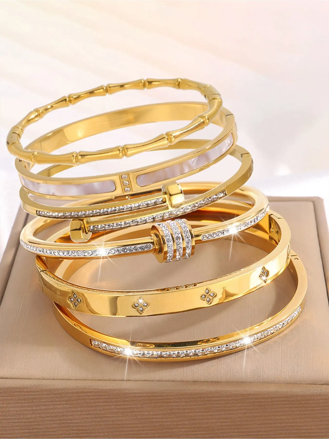 6-piece set of 304 stainless steel bracelet combination, Layered Bracelet Set, Elegant jewelry bracelet, high-quality jewelry, Mother's Day gift, family gift, Stackable Bracelets