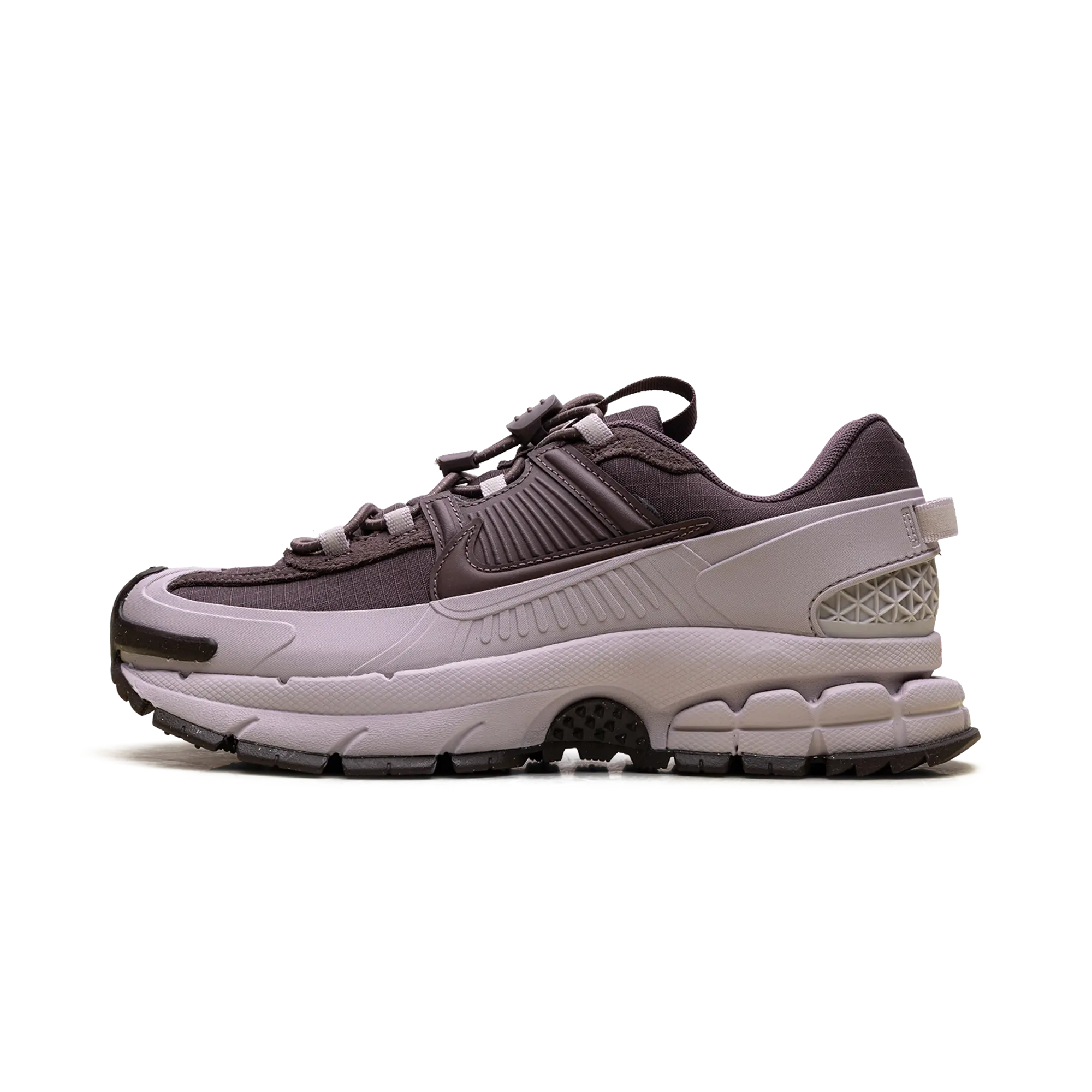 Nike Zoom Vomero 5 Roam WMNS "Particle Rose" HQ2181 501