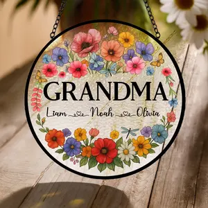 Personalized Floral Wreath Suncatcher | Custom Flower Glass Gift | Mom Grandma Gift | Colorful Window Decor | Mother's Day Sun Catcher