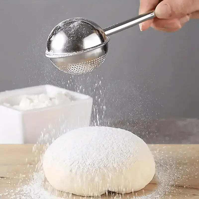 1pc Powdered Sugar Duster Flour Duster Wand for Baking Round Flour Sieve Strainer Powder Colander Baking Straining Tool for Sugar Flour And Spices for Restaurant/Food Truck/Bakery, Ideal for Outdoor/Camping, Outdoor Kitchenware