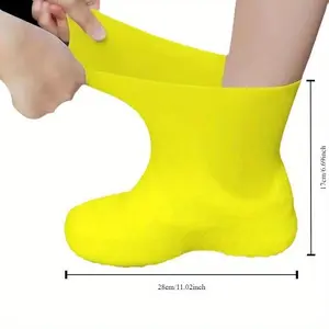Silicone Waterproof Shoe Covers - One Pair of Thickened Non-Slip Reusable Boot Covers for Men & Women - Perfect for Rainy Days - Easy Foldable Design - One Size Fits All - Disposable