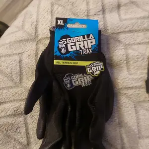 milwaukee, firm grip,gorilla grip work/winter gloves