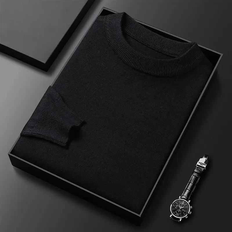 Round neck   black