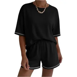 Ekouaer Lady's 2-Piece Oversized Nightwear Pajama Set - Lightweight, Breathable Seamless Short-Sleeve Vest & Moisture-Wicking Shorts with Pockets, Casual Summer Loungewear (Includes Built-In Bra)