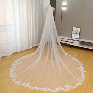Luxurious 3D Petal Bridal Veil | Detailed Pearl Accents & Vine Embroidery | 1-Tier High-Transparency Ethereal Train