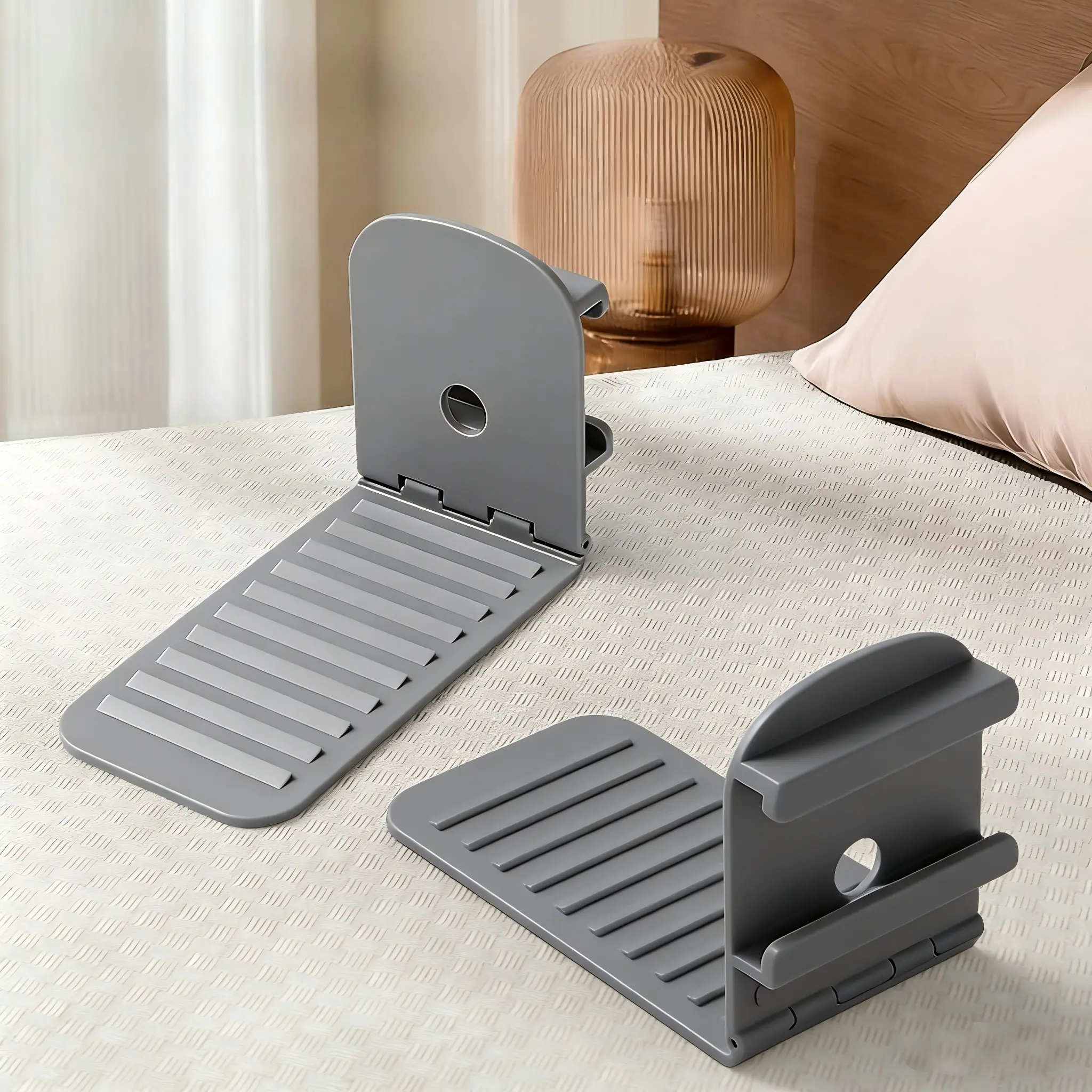 4 PCS Heavy-Duty Invisible Bed Sheet Holders, Mattress Sheet Clips to Keep Sheets Tight, Non-Slip Bed Sheet Fasteners for Fitted Sheets, No More Wrinkled or Loose Bedding (Grey)