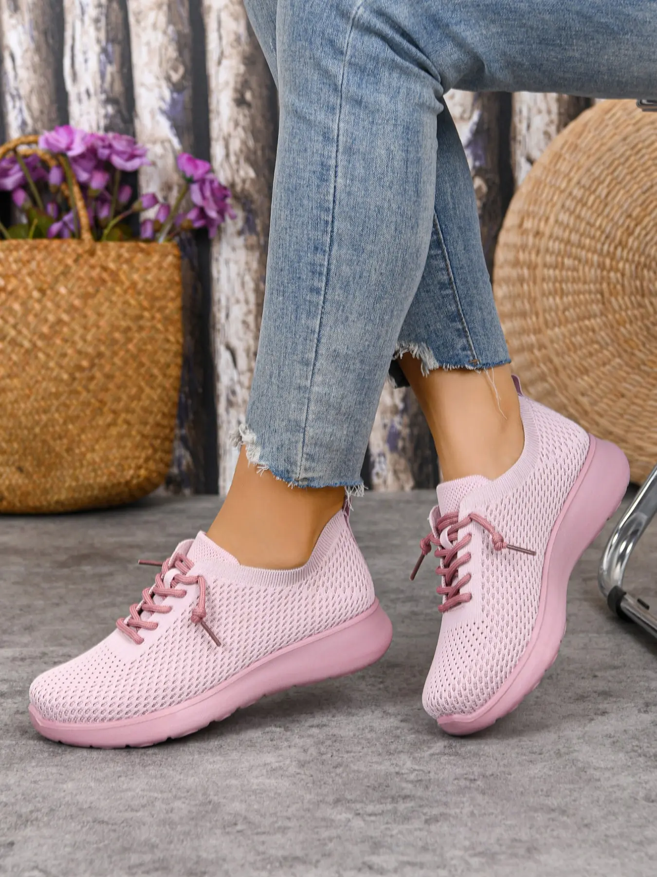 Women's Knit Lace-Up Casual Sneakers, Lightweight Footwear with Solid Colored Soles for Everyday Wear, Walking Shoes