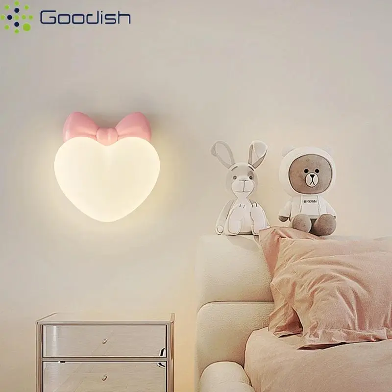 Minimalist Stylish Fashion Romantic Cloud Heart Art Creative Lustre Lights LED Wall Lamps for Bedroom Home Decoration Chandelier