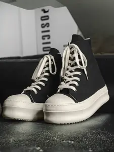 Men's Black-White Angel Shoes High-Top Platform Canvas Sneakers, Minimalist Cool Style, Canvas Material + Side Zipper + Platform Non-Slip Sole, Black-White Elegant, Easy to Wear , Ideal for Daily Outfits & Street Leisure Scenarios