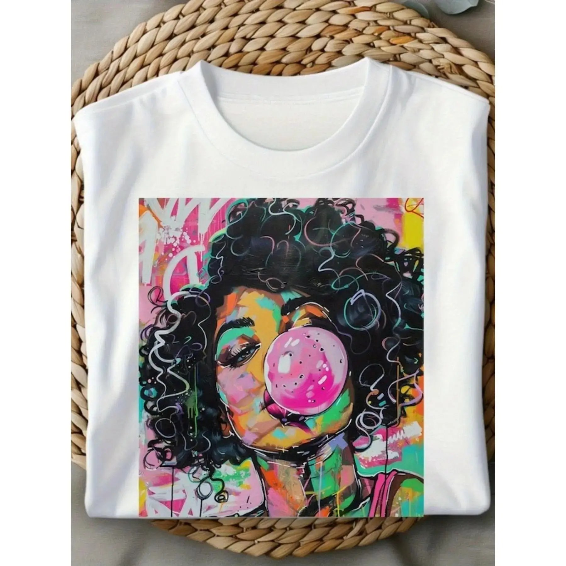 Women's Afrocentric Graphic Tee Curly Hair Bubble Gum Art Print Casual Streetwear T-Shirt