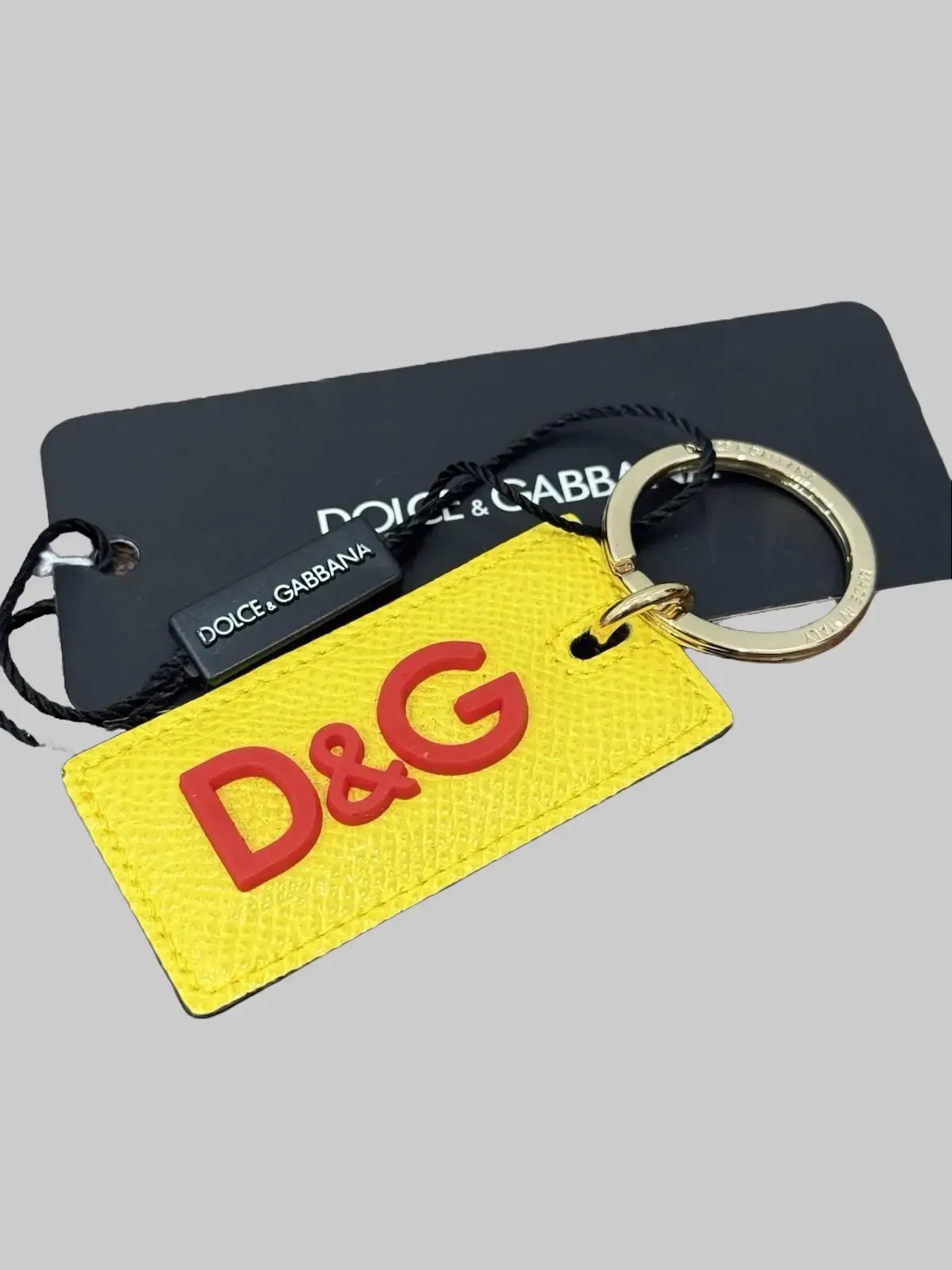 Pre-owned DOLCE & GABBANA As Seen On Screen As Seen On Screen SE4157 Yellow & Red Icon Tag Key Ring