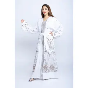 Kuwaiti Linen Kaftan with Silver Embroidery in White