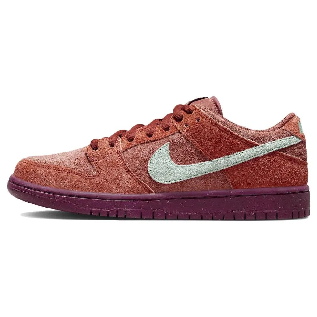 NIKE Unisex SB Dunk Low Casual Trainers - Mystic Red Rosewood Sneaker Footwear, Style DV5429-601