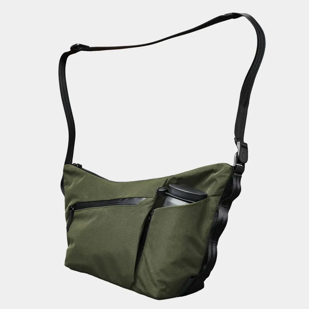 Flow Satchel (4L) Flow Satchel (4L)